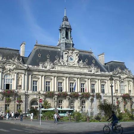 Joli Studio Avec Parking#gare De Apartment Tours